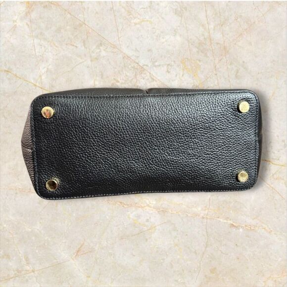 Michael Kors NWOT Bedford Black Pebbled Leather Pocket Tote - Picture 5 of 10